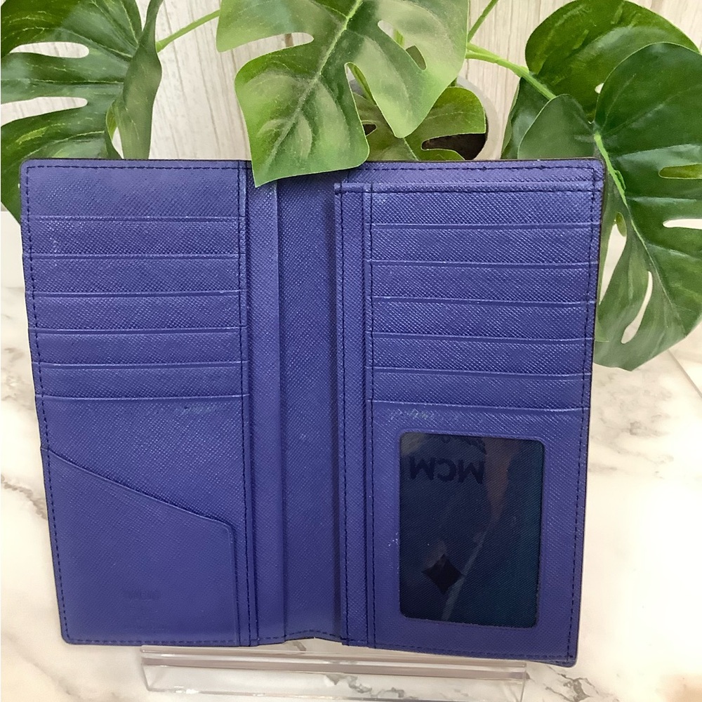 MCM Tan Leather Long Wallet with Black Logo - Picture 2 of 6